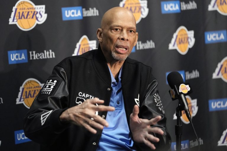 NBA legend Kareem-Abdul Jabbar hospitalized after fall