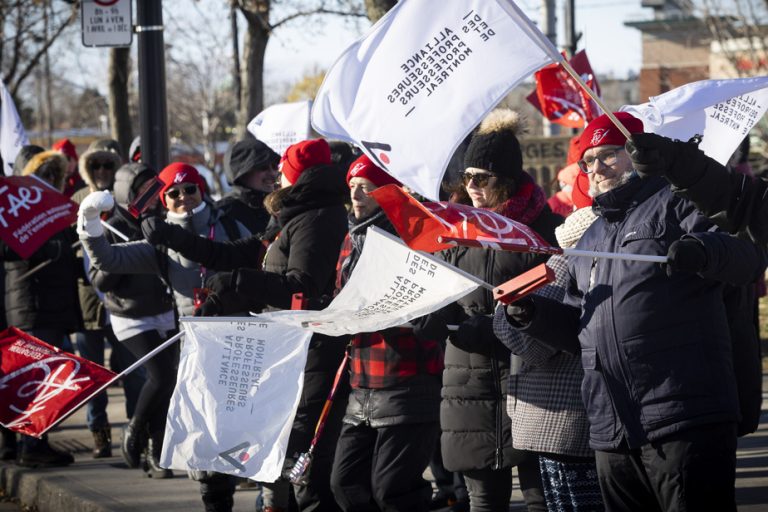 Negotiations in the public sector |  François Legault must stop being an “observer”, argues Marc Tanguay