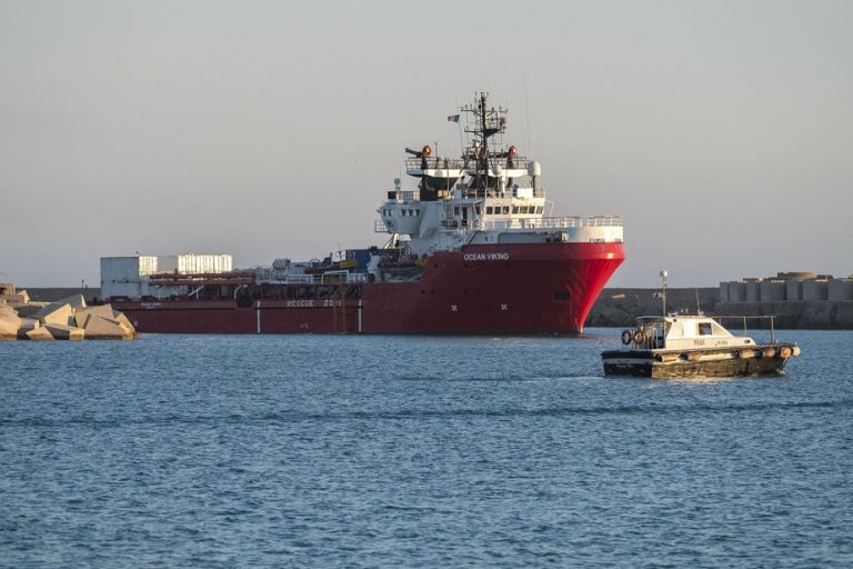 Ocean Viking ambulance ship immobilized for 20 days by Italian authorities