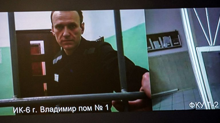 Opponent Alexeï Navalny is detained in a penal colony in the Arctic and “is doing well”, according to his spokesperson