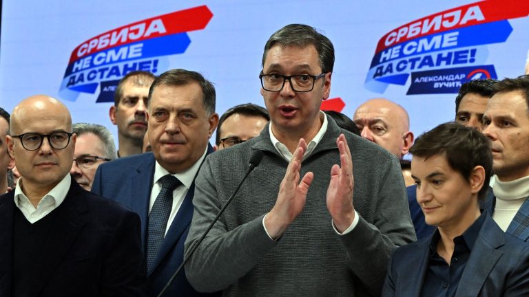 President Aleksandar Vucic claims his party’s victory in the legislative elections, the opposition denounces fraud