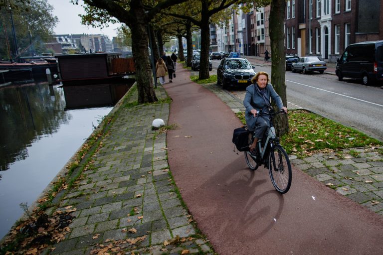 Problems here, solutions elsewhere |  Amsterdam’s senior villages