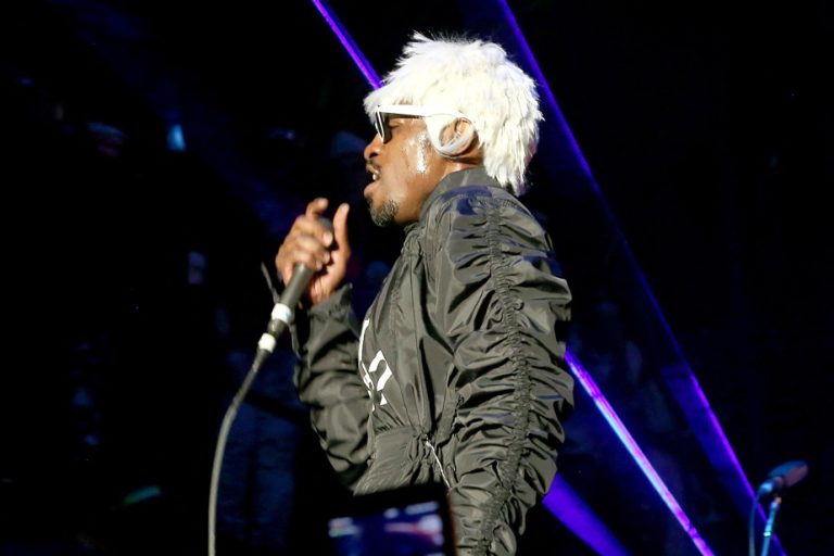 Rapper André 3000 launches into New Age… and reaches the Billboard Hot 100