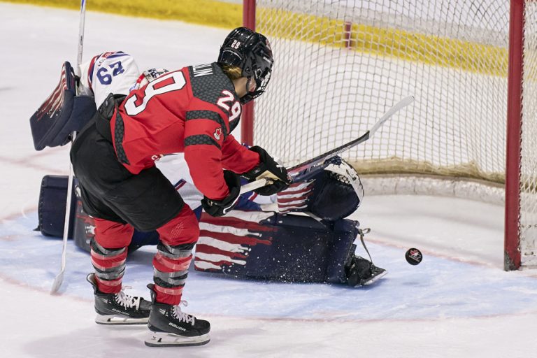 Rivalry Series |  Canada beats USA 3-2 in shootout