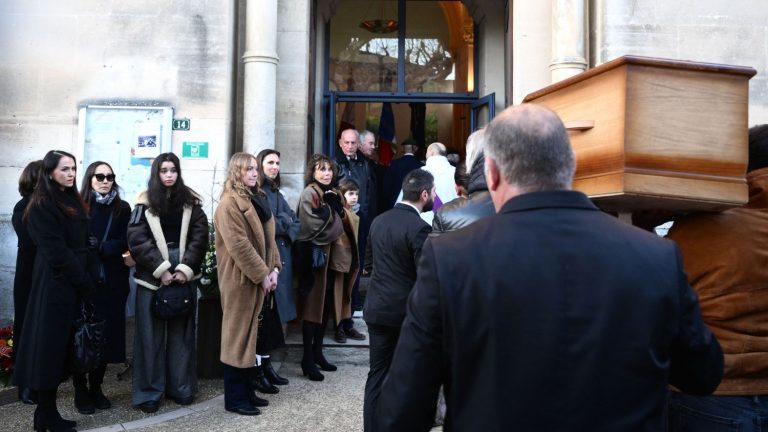 Several hundred people pay their last respects to Guy Marchand in Mollégès, in Bouches-du-Rhône