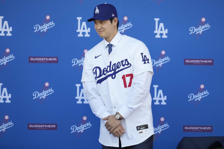 Shohei Ohtani offers Porsche in exchange for No. 17