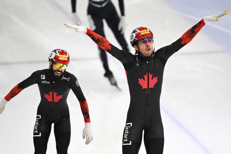 Short track speed skating |  Two more medals for Canadians in Seoul