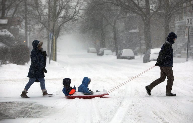 Snowfall stops and colder weather forecast in southwestern Quebec