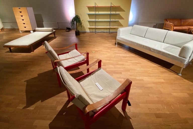 Stockholm |  Chic auctions for IKEA furniture