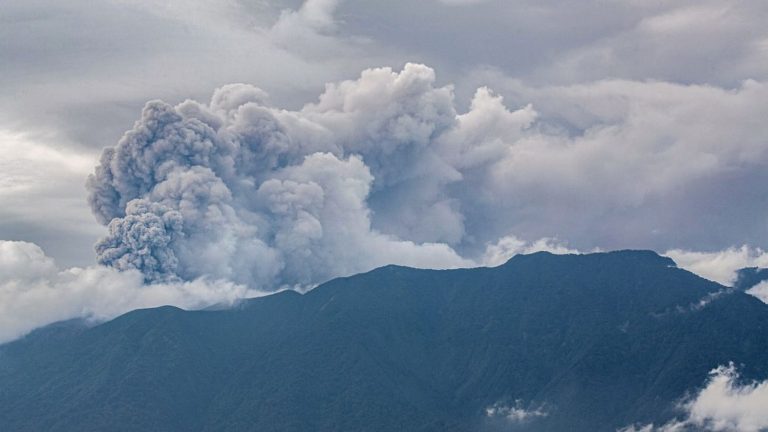 Sumatra’s most active volcano erupts, sending ash 3 kilometers high