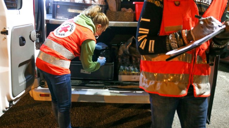 The French Red Cross notes an increase in young people among the volunteers who are involved