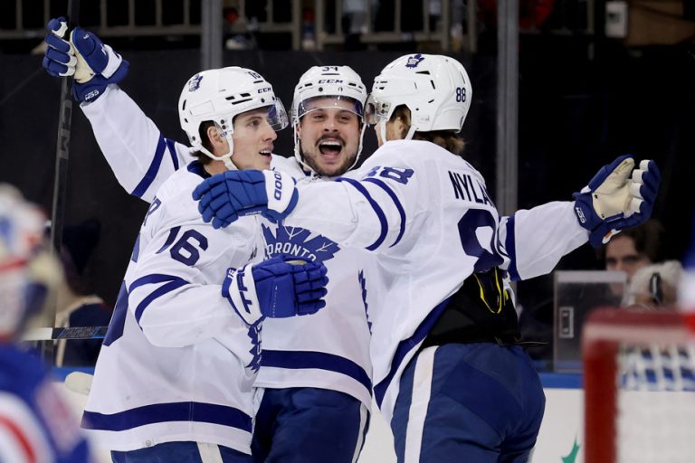 Tuesday in the NHL |  Doubles for Matthews and Marner in a Maple Leafs victory