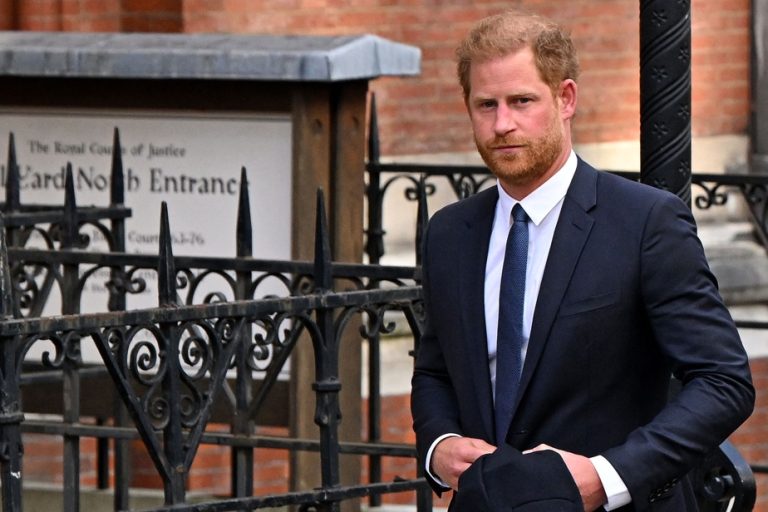 United Kingdom |  Prince Harry in court for care of his security