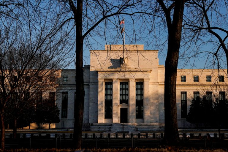 United States |  The Fed maintains its rates in the range of 5.25 to 5.50%