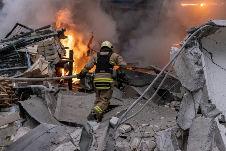 War in Ukraine, day 674 |  Record Russian strikes: at least 16 dead and 97 injured