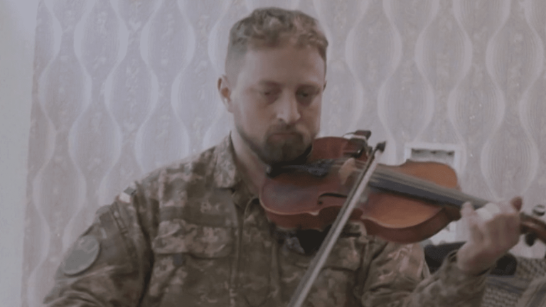 War in Ukraine: music as therapy