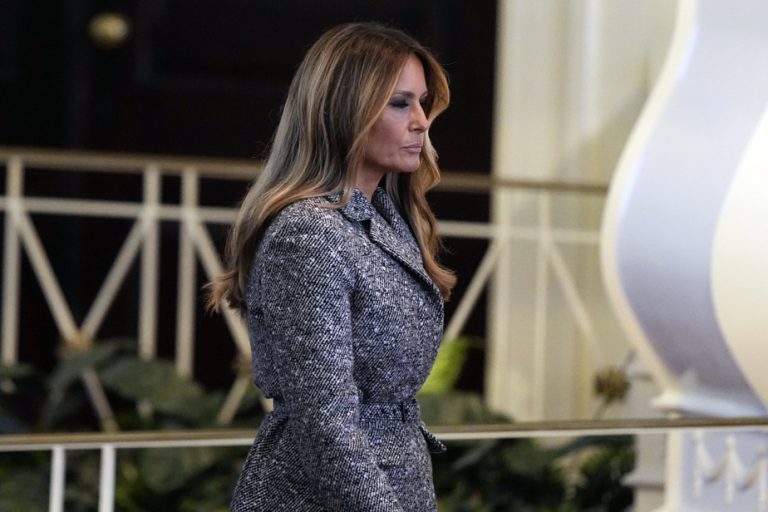 Washington |  Melania Trump participates in naturalization ceremony