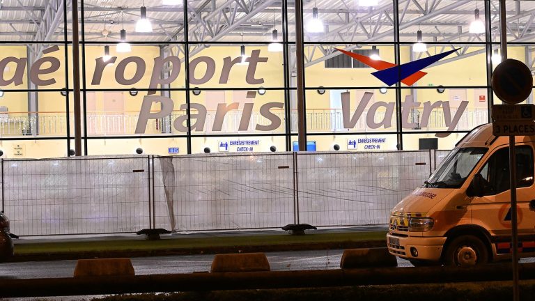 What we know about the plane grounded at Paris-Vatry airport due to suspicions of “human trafficking”