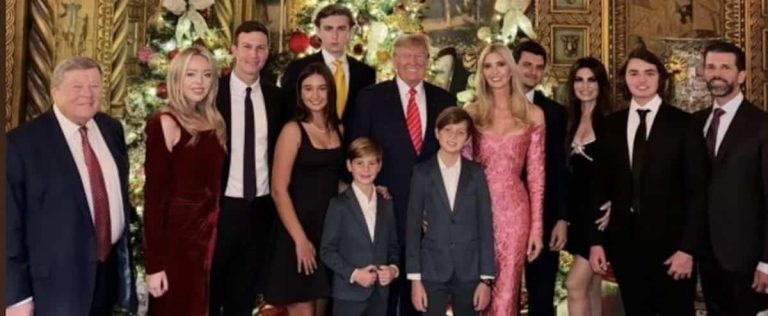 “Where is Melania?”: a big absence noted in the Trump family photo