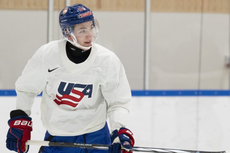 World Junior Championship |  Hutson earns three points and helps USA top Group B