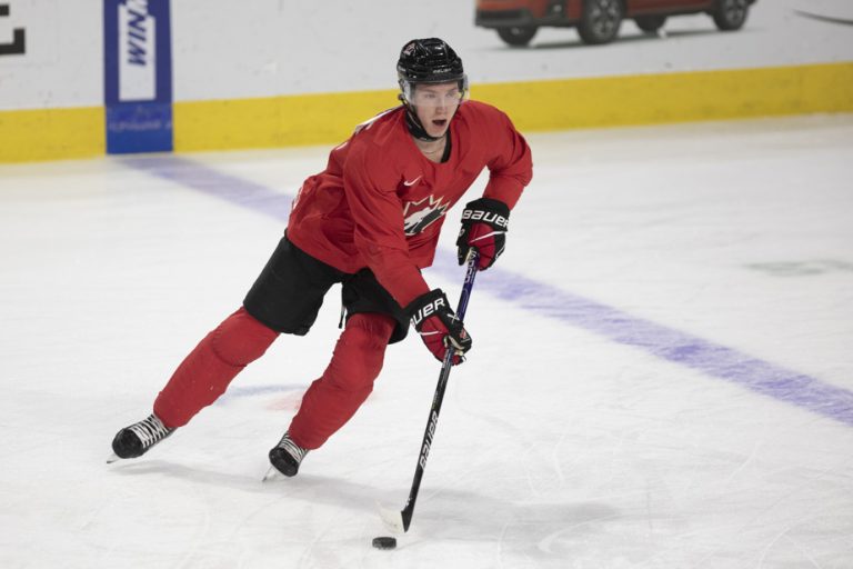 World Junior Hockey |  Team Canada begins selection camp