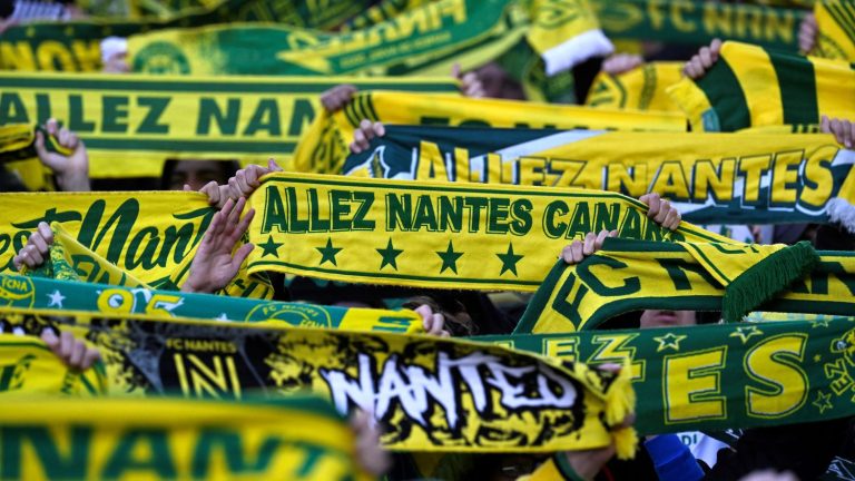 a FC Nantes supporter was seriously injured on the sidelines of the match against Nice