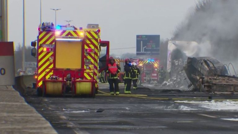 a collision between three trucks leaves one dead on the A1