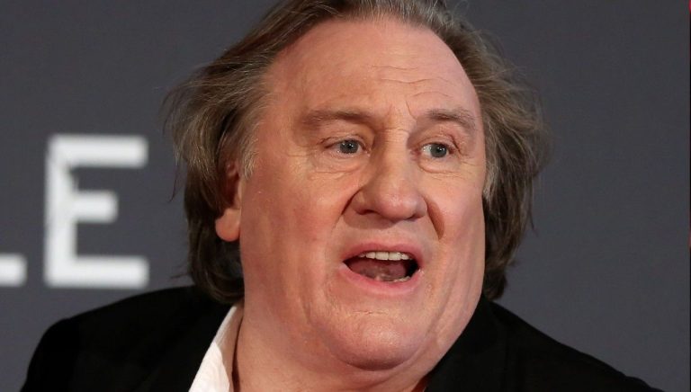 a famous journalist defends Gérard Depardieu and slips up