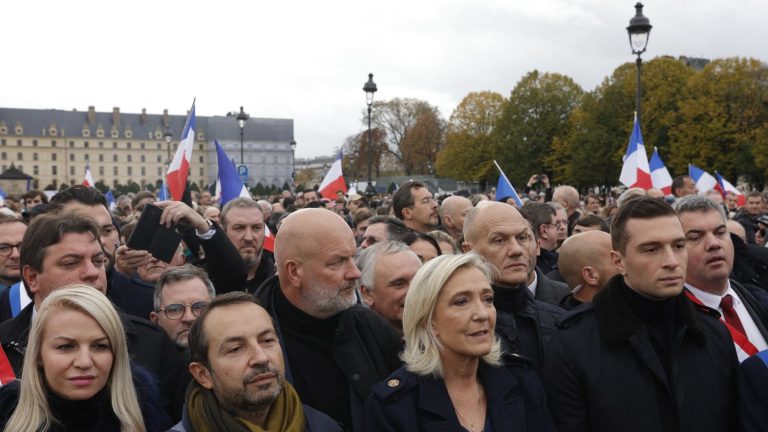 for the first time since 1984, more French people think that the party does not present a danger for democracy