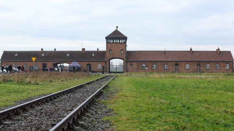 in Belgium, a parliamentary report reveals the collaboration of the national railway company in the deportation of Jews