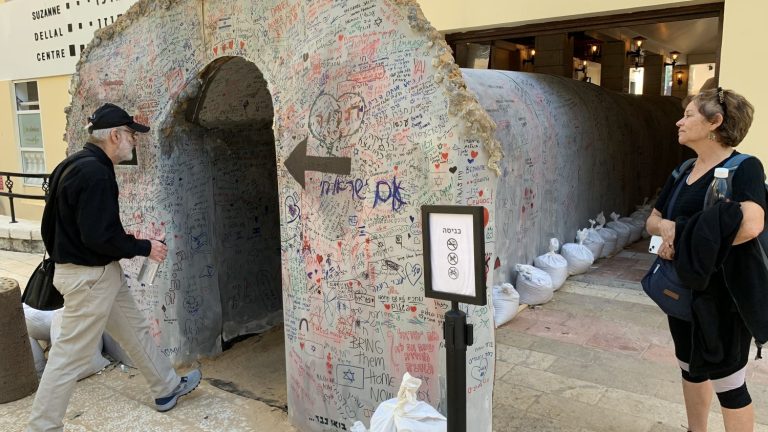 in Tel Aviv, artists reproduce a Hamas tunnel to represent the hostage situation