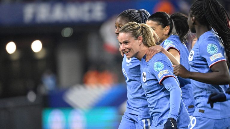 the Bleues qualified for the Final Four after their victory against Austria