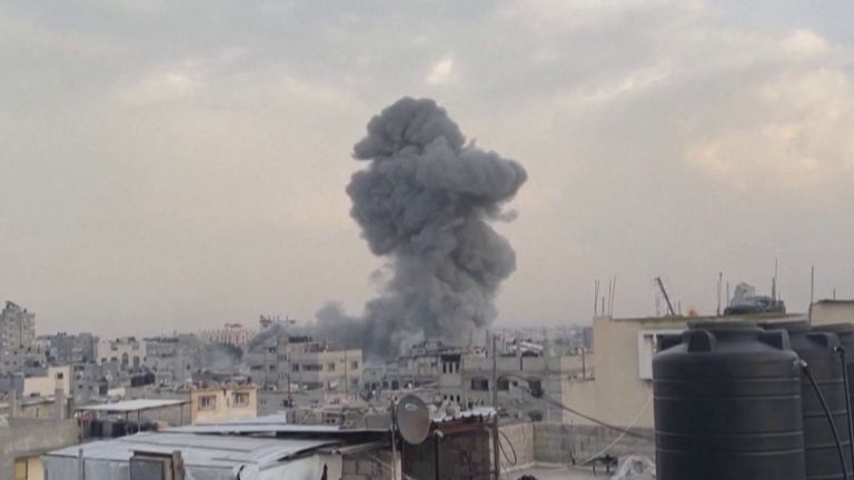 the city of Rafah hit in the heart by Israeli fire