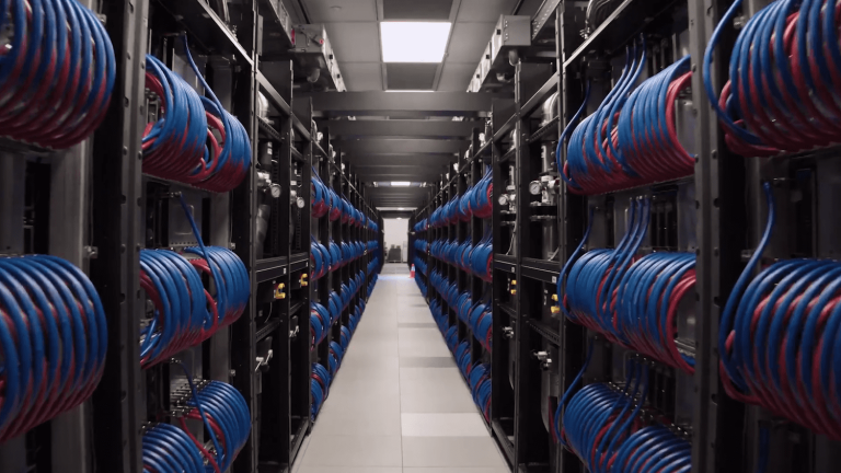 the new American supercomputer capable of carrying out two trillion operations in one second