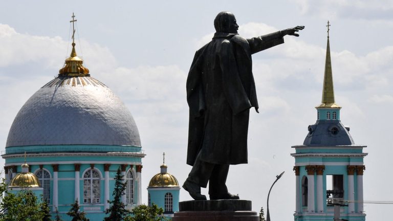 100 years after his death, Lenin remains “a very controversial figure”