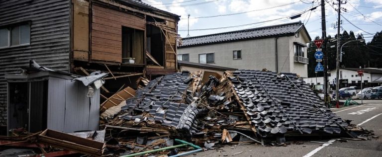 90-year-old Japanese woman pulled alive from rubble 5 days after earthquake