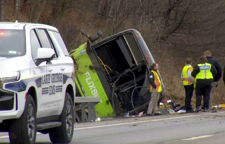 A 74-year-old Montrealer is the victim of a bus accident in New York