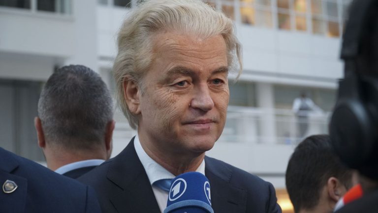 A few months before the European elections, what changes does the victory in the Dutch legislative elections for Geert Wilders’ far-right party change?