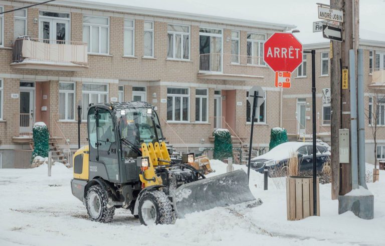 A pedestrian seriously injured after being hit by a snowplow in Montreal