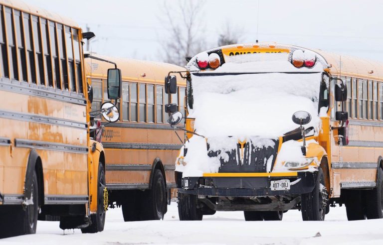 Almost three months of strike for school bus drivers at Transco