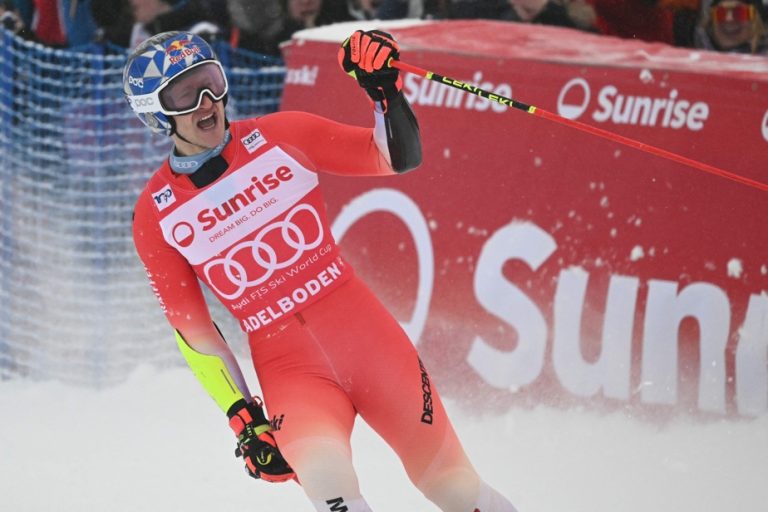 Alpine Skiing World Cup |  Marco Odermatt scores a hat-trick in the Adelboden giant