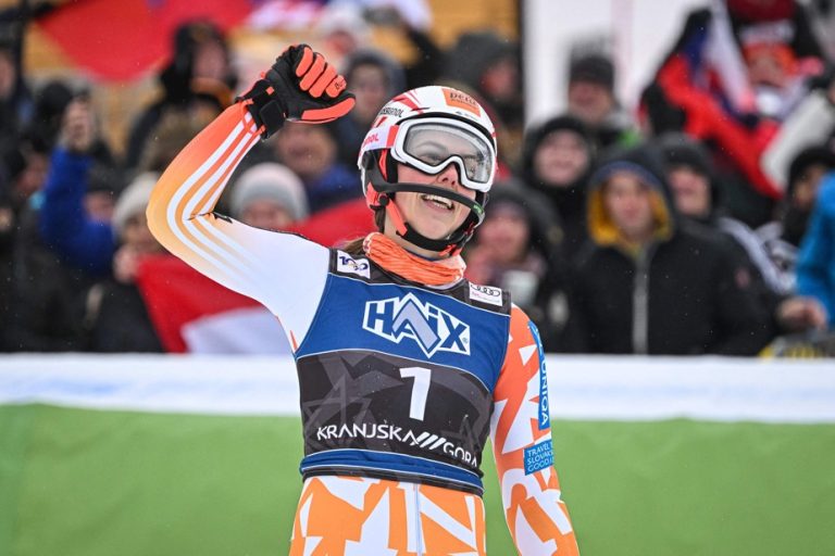 Alpine Skiing World Cup |  Petra Vlhova wins the Kranjska Gora slalom