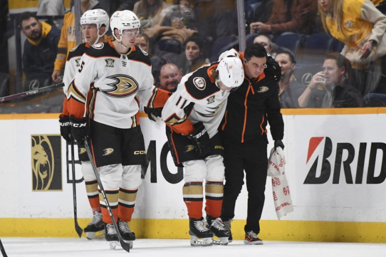 Anaheim Ducks |  Trevor Zegras expected to miss six to eight weeks with fracture