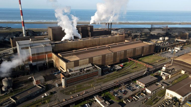 ArcelorMittal will invest 1.8 billion euros, with state aid, to decarbonize its Dunkirk site