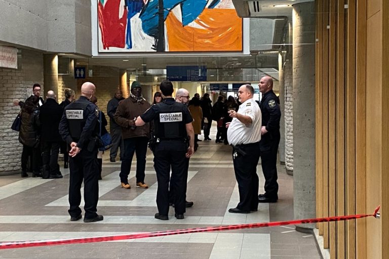 Armed assault at the Longueuil courthouse