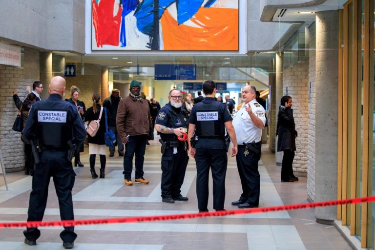 Assault at the Longueuil courthouse |  Suspect charged with attempted murder