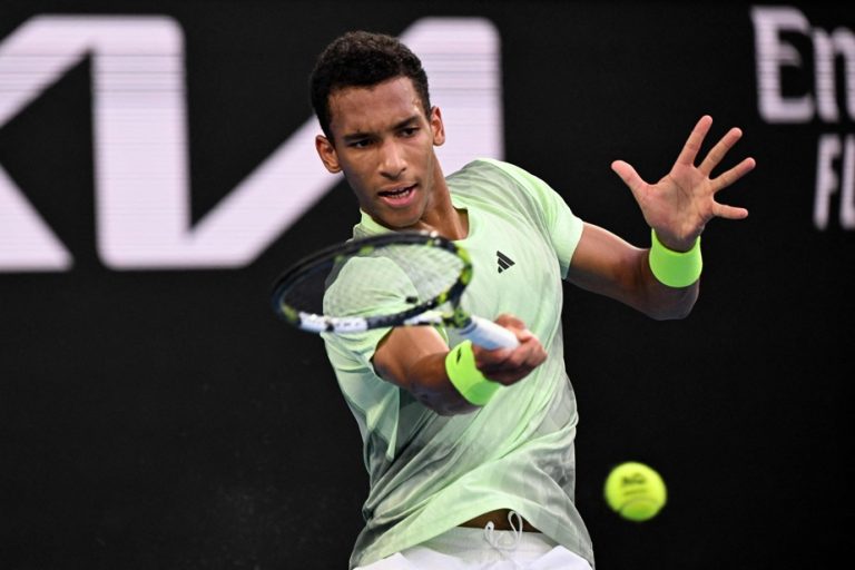 Australian Open |  Auger-Aliassime eliminated by Medvedev in three rounds