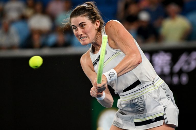 Australian Open |  Rebecca Marino loses in first round