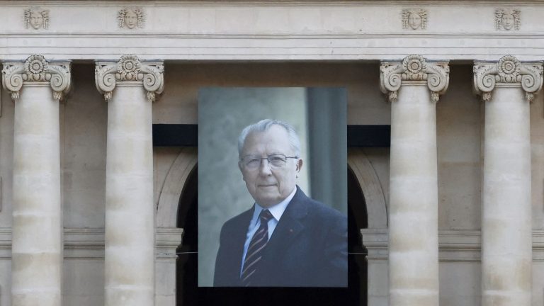 DIRECT.  Follow the national tribute to Jacques Delors, chaired at Les Invalides by Emmanuel Macron