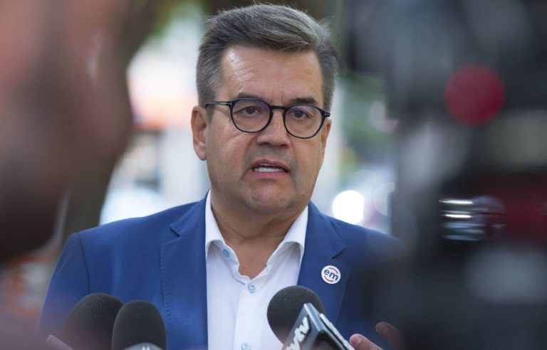 Denis Coderre wants “a little less laughter” about his record